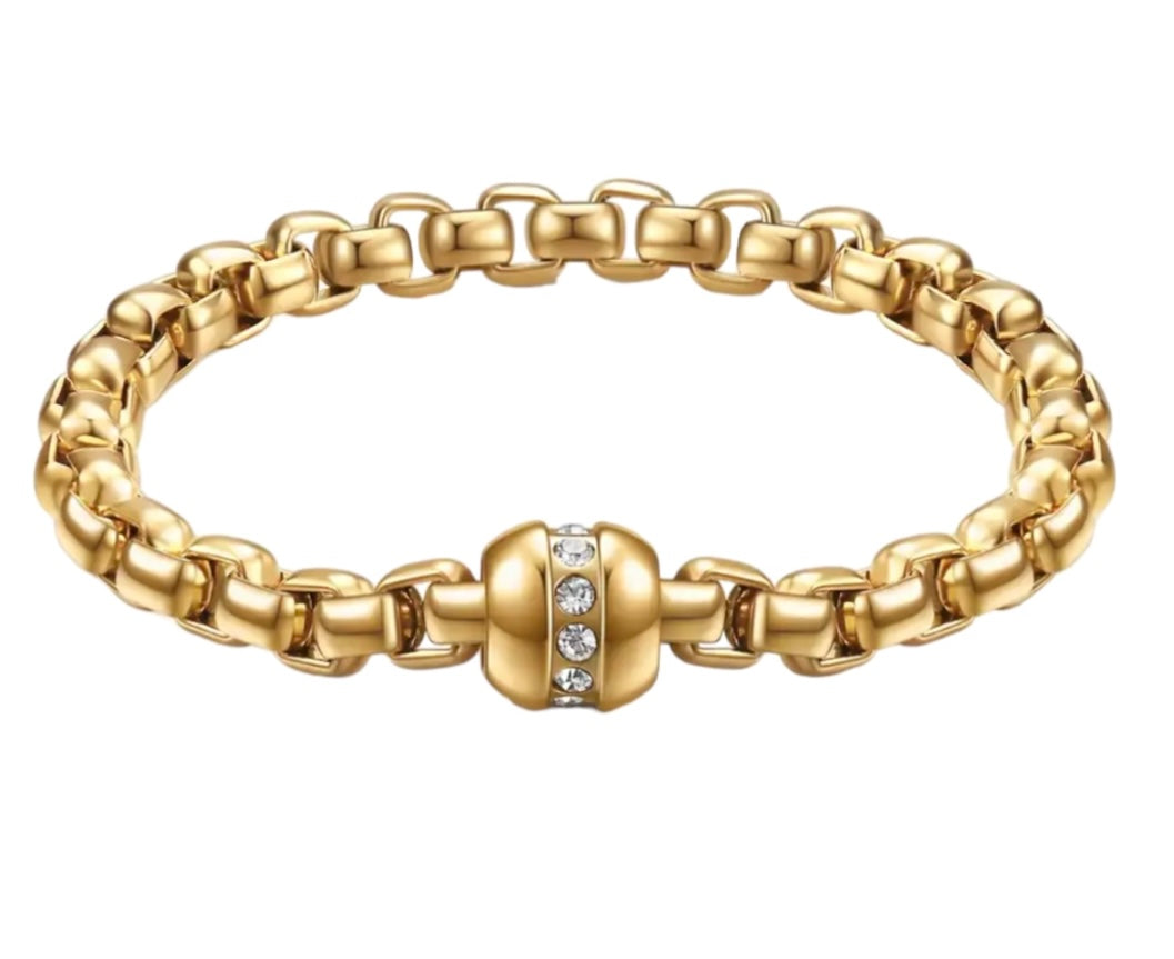 Gold Rolo chain bracelet